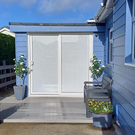 The Beach House Valley Exterior photo